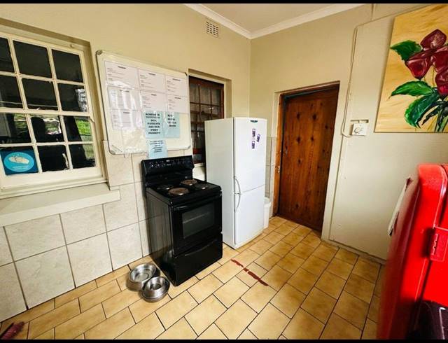 12 BEDROOM HOUSE FOR SALE IN WEBBER